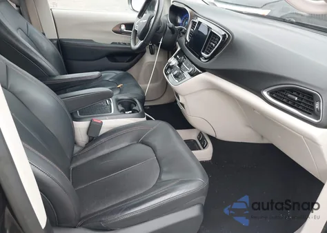 2017 Chrysler Pacifica Touring-L Plus из США, поврежденный, VIN 2C4RC1EG4HR712443